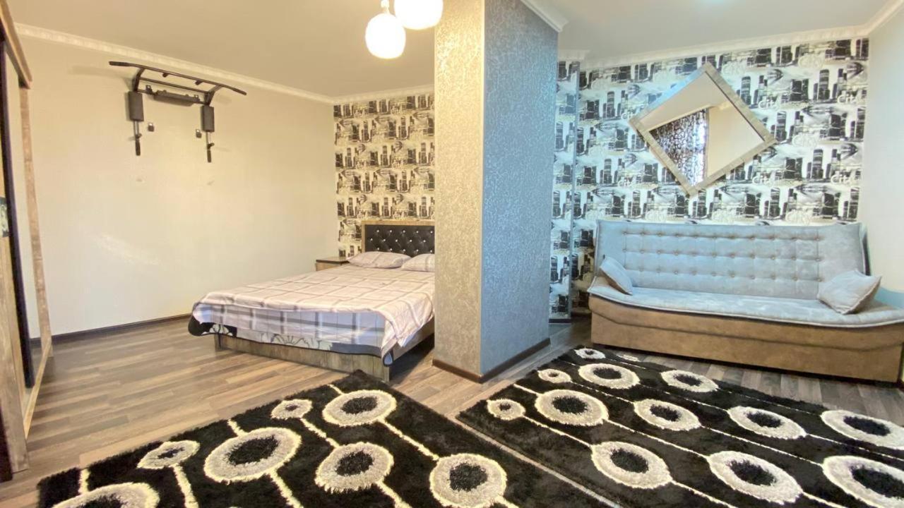 Hi-Tech Apartment In City Center Tasjkent Buitenkant foto