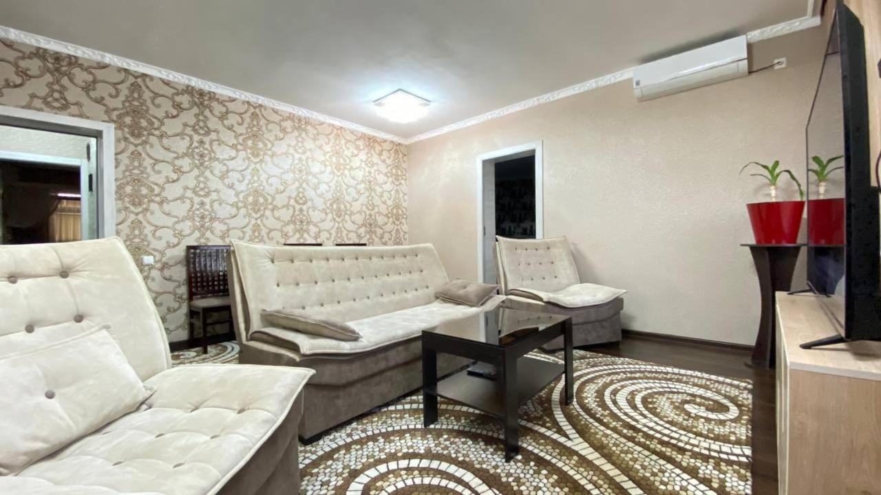 Hi-Tech Apartment In City Center Tasjkent Buitenkant foto