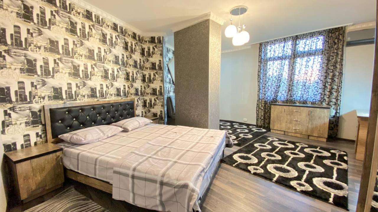 Hi-Tech Apartment In City Center Tasjkent Buitenkant foto